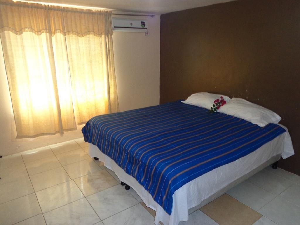 Bethel Court Guesthouse Montego Bay Eksteriør bilde